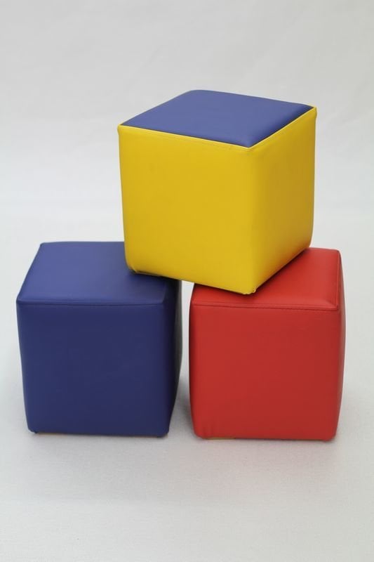 Kare Puf Minder 33x40 cm